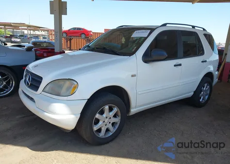 1999 Mercedes-Benz Ml 430 из США, поврежденный, VIN 4JGAB72E2XA096603